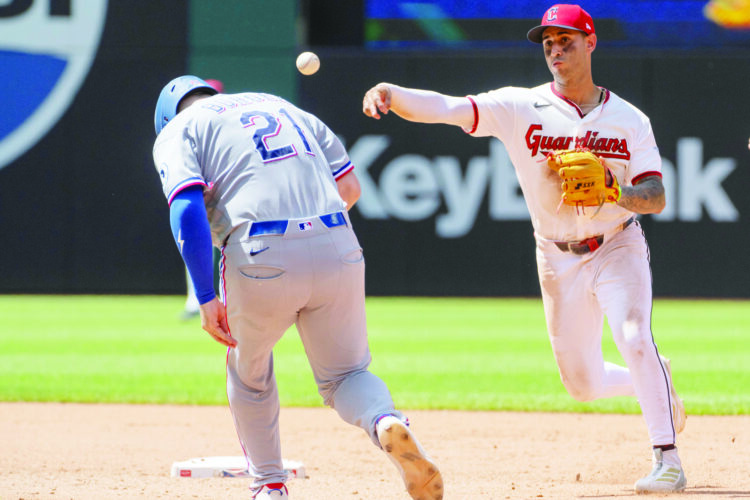 Fry, Hedges go yard in Guards win
